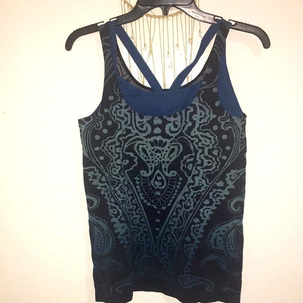 Athleta workout top - Picture 1 of 5